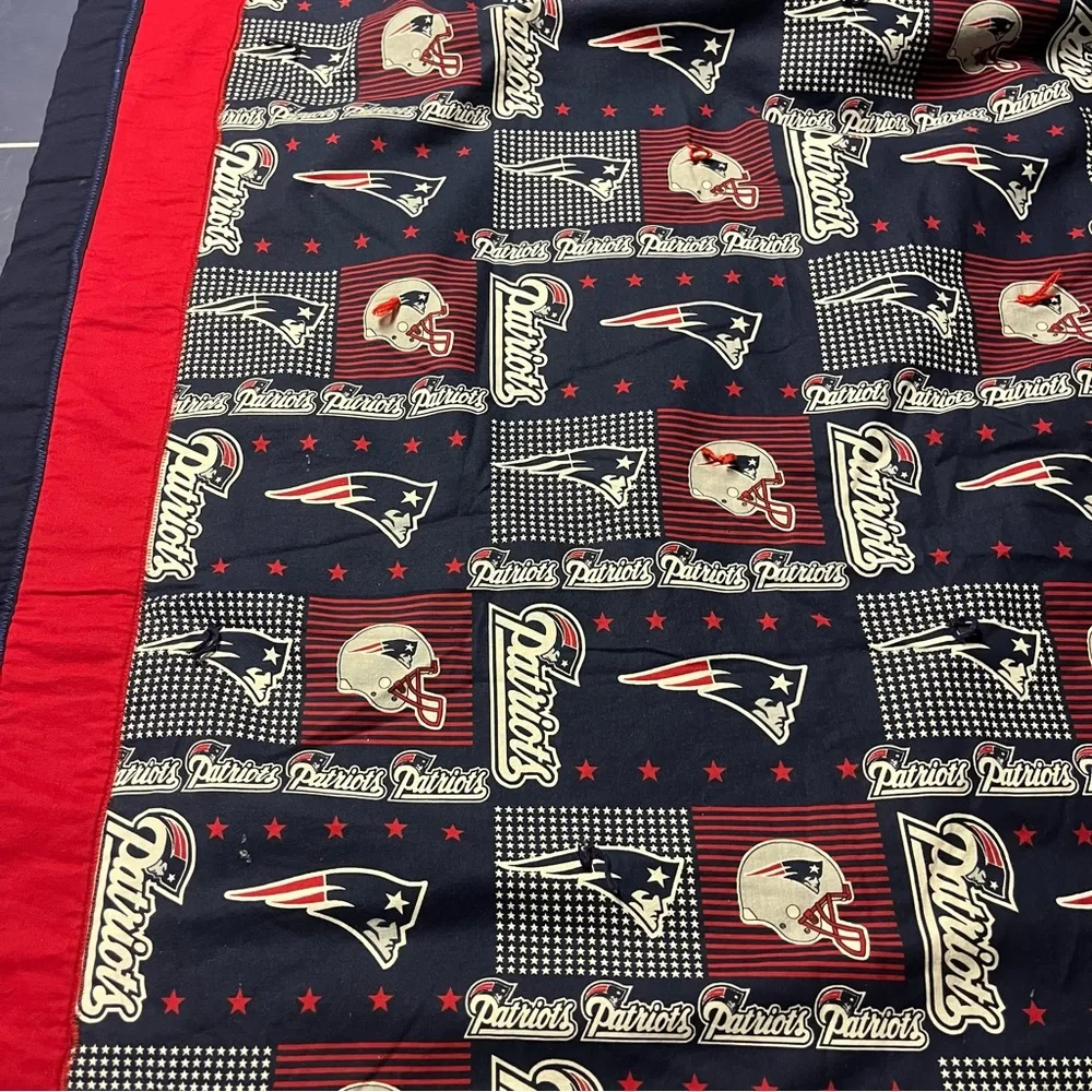 New England Patriots Handmade Twin (~78”x 64”) Quilt‎ NFL
